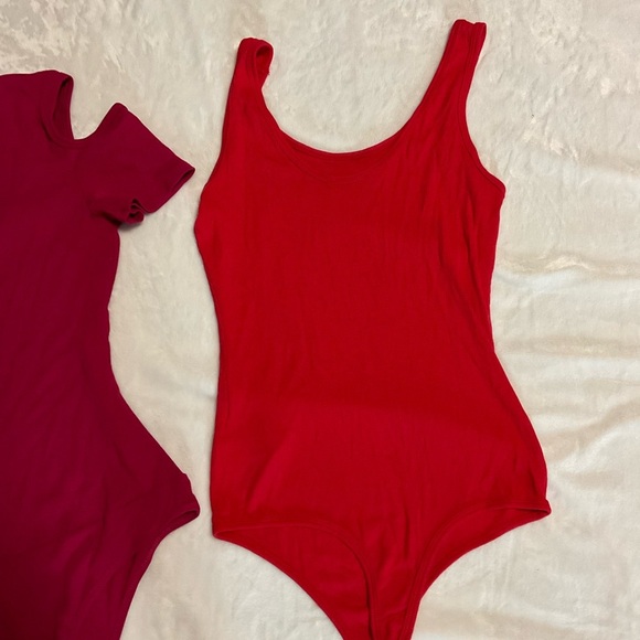 Set of two BEBE bodysuits - Picture 8 of 10
